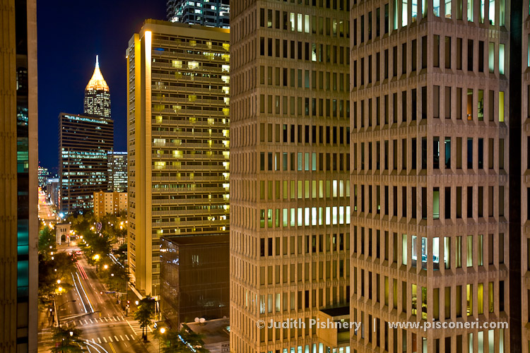 18/34      |      Peachtree Center . Atlanta