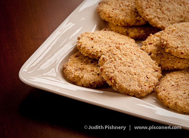 18/22      |      Mocha Pecan Cookies